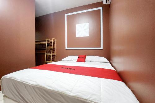 reddoorz premium near imperium superblok