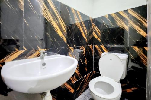 reddoorz premium near imperium superblok