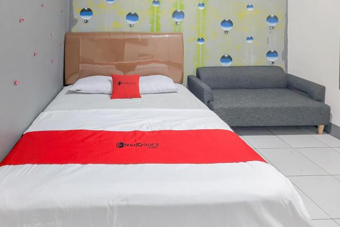 reddoorz resort ciater 3