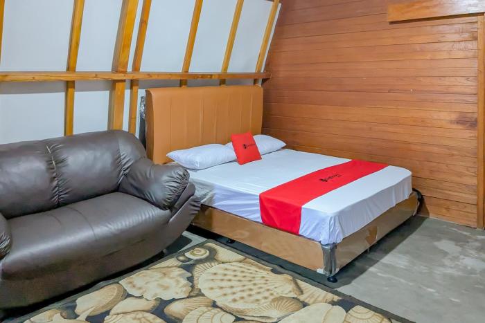 reddoorz resort ciater 3