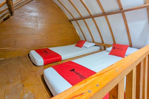 reddoorz resort ciater 3