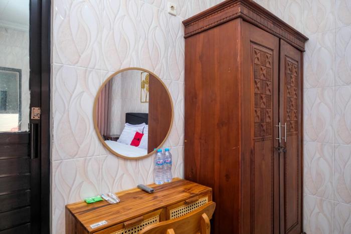 reddoorz syariah near stasiun gubeng 2
