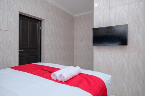 reddoorz syariah near stasiun gubeng 2