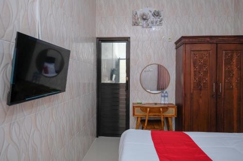 reddoorz syariah near stasiun gubeng 2