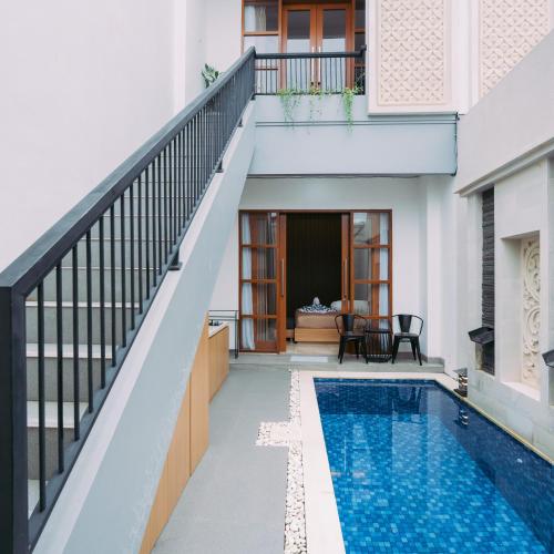 the lavana nakula villa kuta sunset