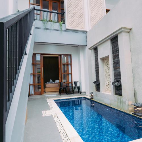 the lavana nakula villa kuta sunset