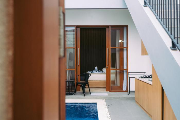 the lavana sahadewa villa kuta sunset