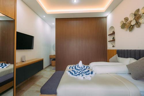 the lavana sahadewa villa kuta sunset