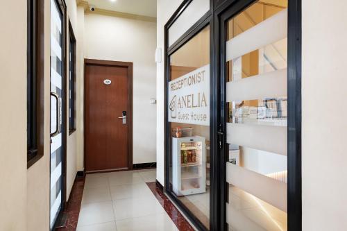 Urbanview Hotel Syariah Anelia 2 Samarinda By Reddoorz,,3 star