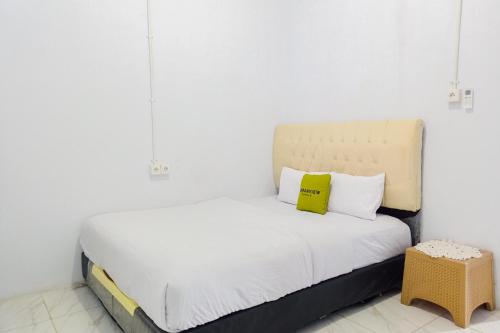 urbanview hotel guest house bukit sion bengkulu