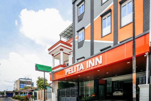 urbanview hotel pelita inn medan