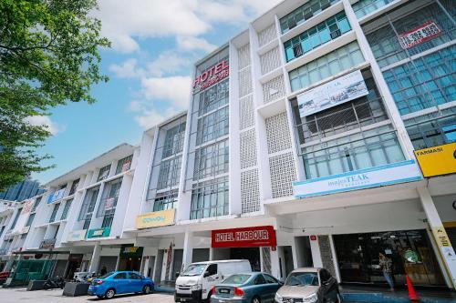 Swing & Pillows - Pj21 Petaling Jaya,,4 star