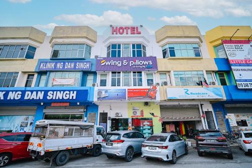 Swing & Pillows - Rawang Selangor,,2 star