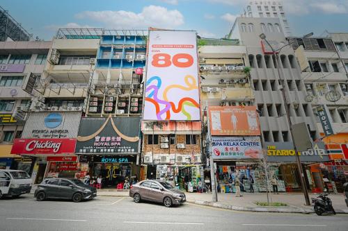 Swing & Pillows - Sungei Wang Bukit Bintang,,2 star