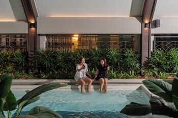 paxtonz mana mana suites kuala lumpur