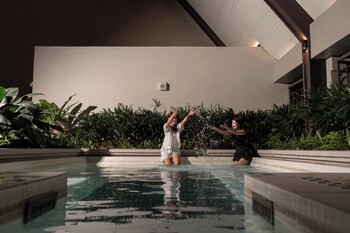 paxtonz mana mana suites kuala lumpur