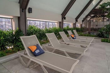 paxtonz mana mana suites kuala lumpur