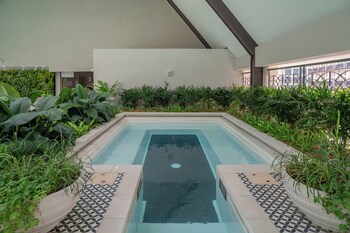 paxtonz mana mana suites kuala lumpur