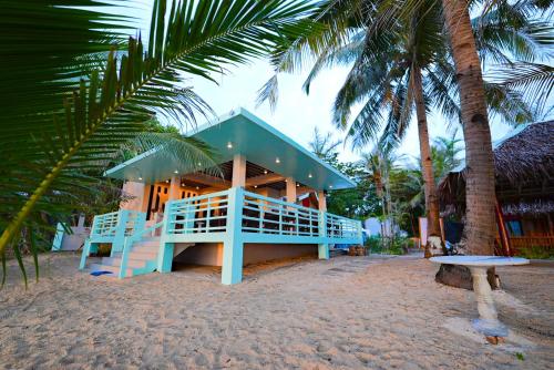 carabao island beach camp