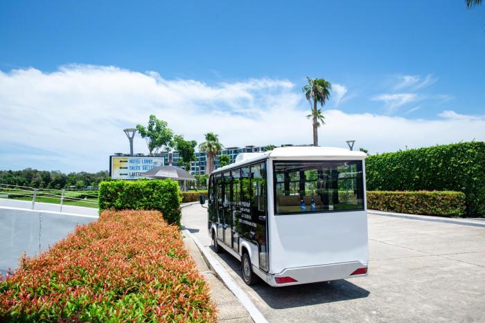 wyndham phuket airport