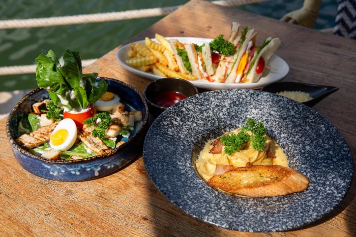 wyndham phuket airport