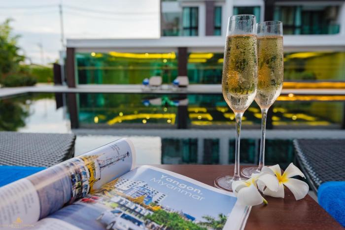 wyndham phuket airport