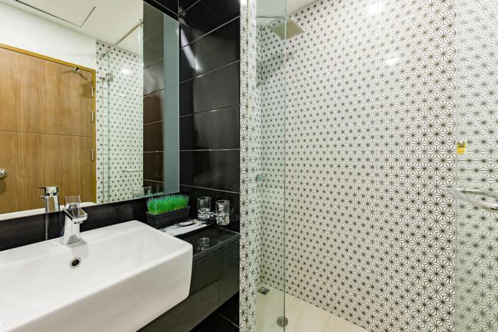 wyndham phuket airport