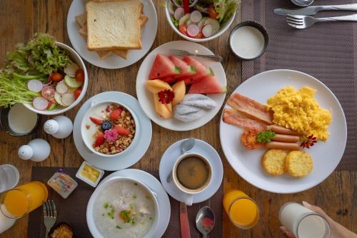 wyndham phuket airport