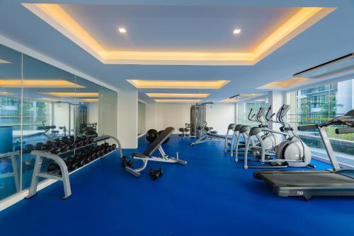 wyndham phuket airport