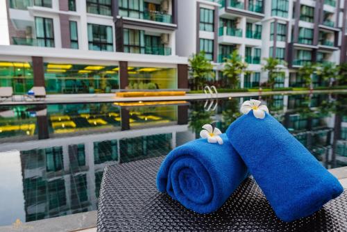 wyndham phuket airport