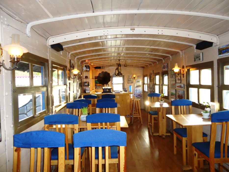 dalat train village