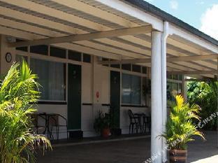 golden fountain motel