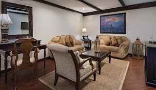 Hotel Camino Real Antigua,Near La Merced Church,4 star