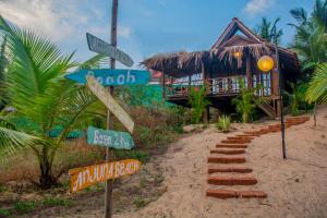 Little India Beach Cottages,Calangute>>Baga,3 star