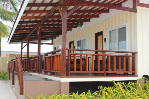 anika island resort