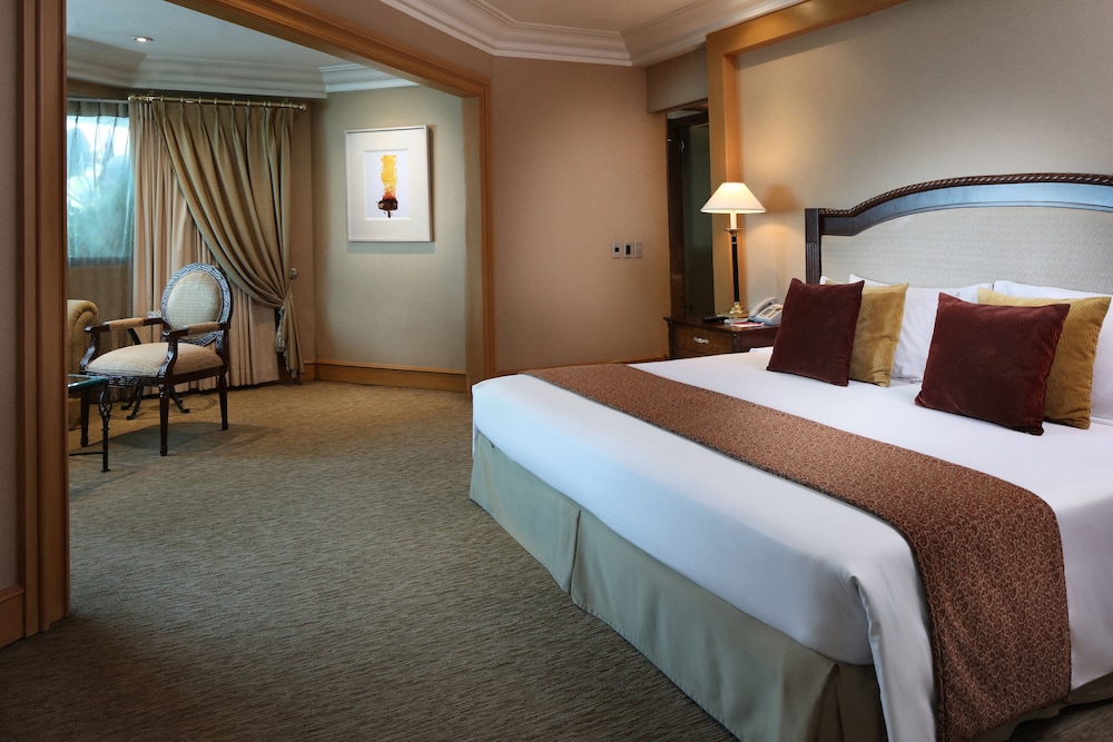 the heritage hotel manila