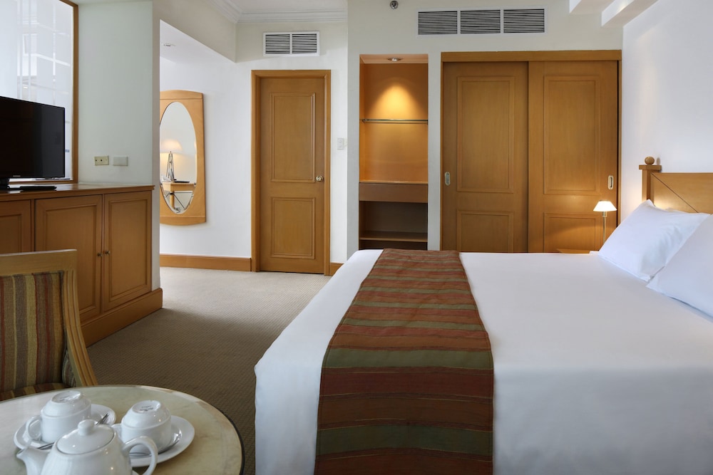 the heritage hotel manila