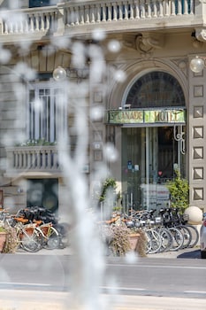 Hotel Residence Esplanade,Lucca>>Camaiore,4 star