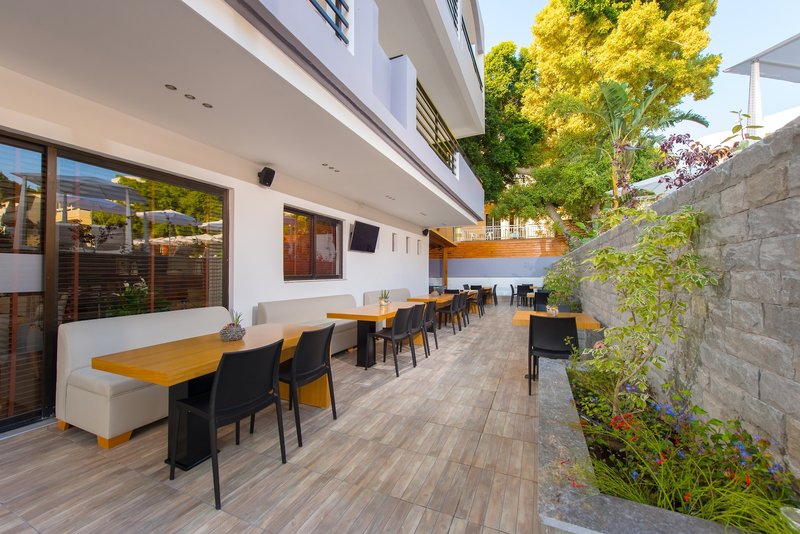 sunny days hotel