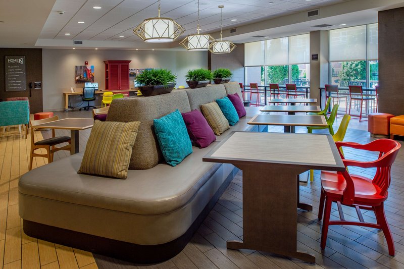 home2 suites by hilton st louis forest park