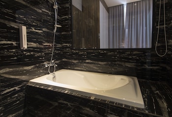 signature hotel at bangsar south