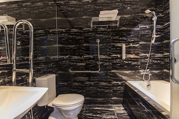 signature hotel at bangsar south