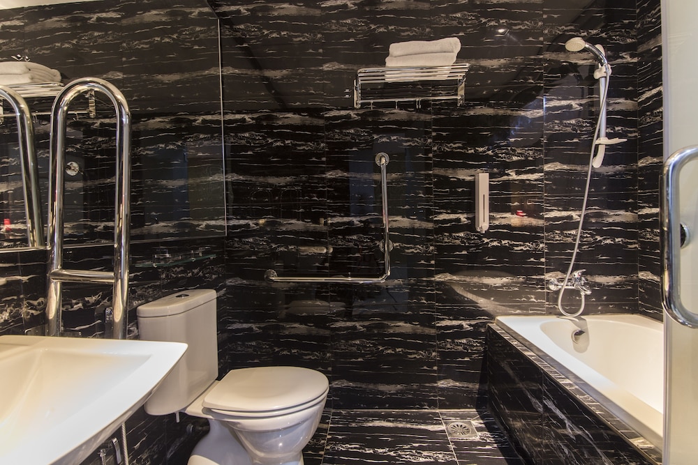 signature hotel at bangsar south