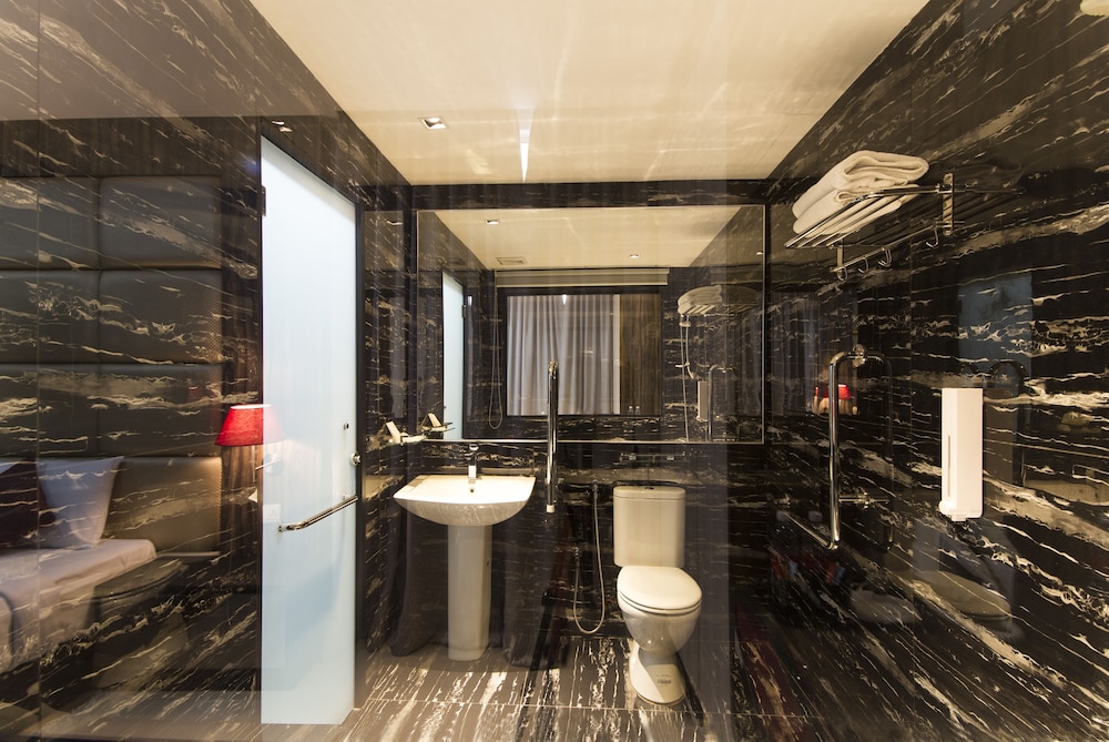 signature hotel at bangsar south