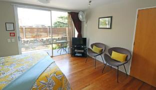 Sumner Bay Motel & Apartments,Lyttelton>>Christchurch,4 star