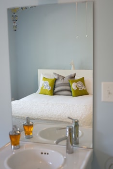 swamp rabbit inn