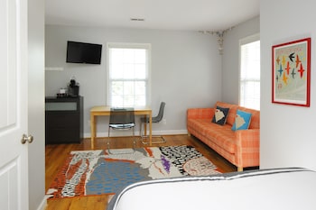 swamp rabbit inn