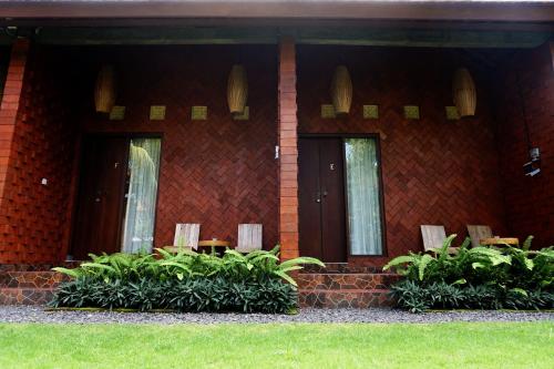 louto dmell guesthouse and villa