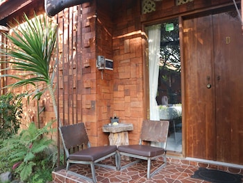 louto dmell guesthouse and villa