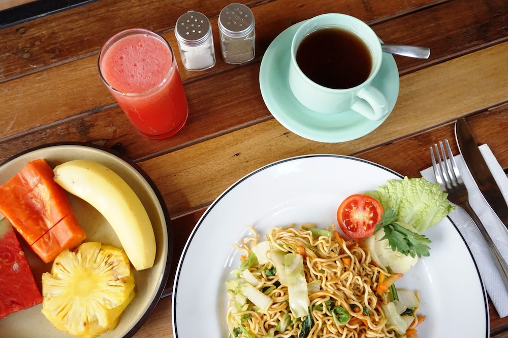 louto dmell guesthouse and villa